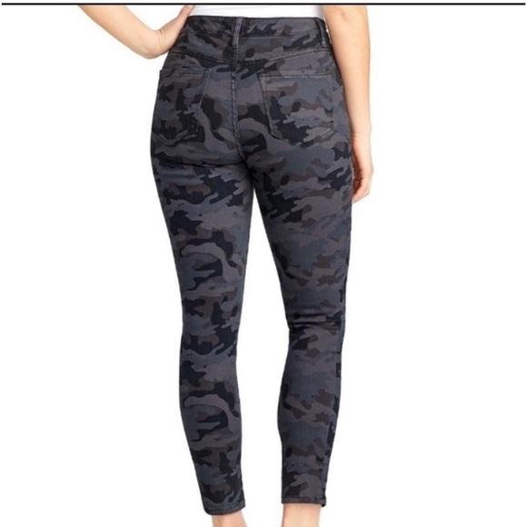Nine West Camo Jeans - Picture 1 of 5